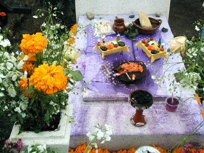day of the dead mexican altar